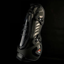 Load image into Gallery viewer, eShock Legend Tendon Boots