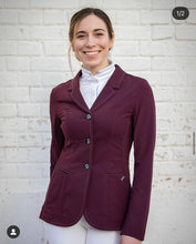 Load image into Gallery viewer, Penelope Paris air soft show jacket